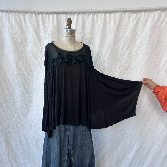 All Saints - Black Swing Top w/ Silk cut floral rosette detail - Picture 5 of 7